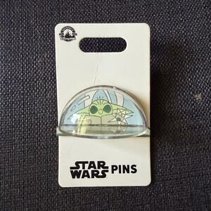 NEW Disney Star Wars Collectible Pin from Disney Parks Grogu 3-D